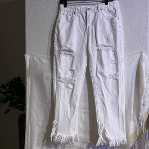 White jean size 28 from Europe